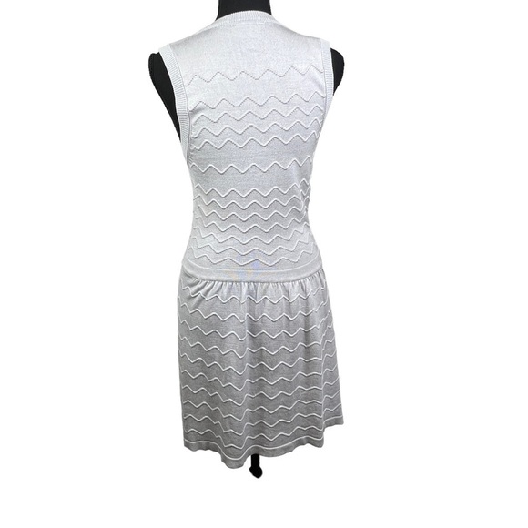 Romeo & Juliet Couture Gray Chevron Sweater Mini Dress Size S - Picture 3 of 7